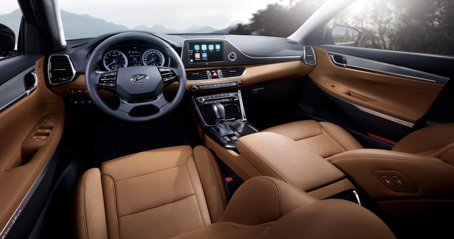 Торпедо Hyundai Grandeur (IG) 2016 года  (фото 3 из 17)